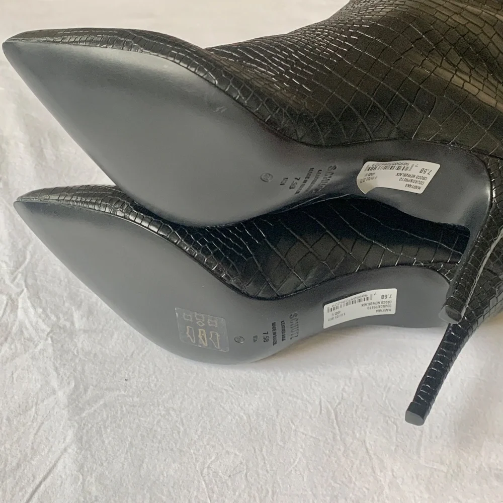 Schutz Maryana High Heel Leather Crocodile-Embossed Boot Black 7.5 - Picture 13 of 16